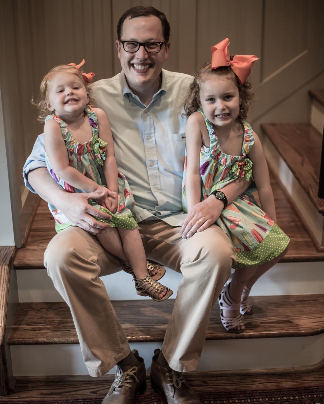 Have you ever wondered how two little girls can smile so much? Well...if you are Elsie and Pearl, you just might think your daddy is awesome! Bart Ellis is by day a financial planner, but year round a daddy to two beautiful girls. I had the pleasure spending time with them, learning what it means to be a Good Man and a Good Daddy! #ManUPstate #Canon #5dmarkiii #BringIt