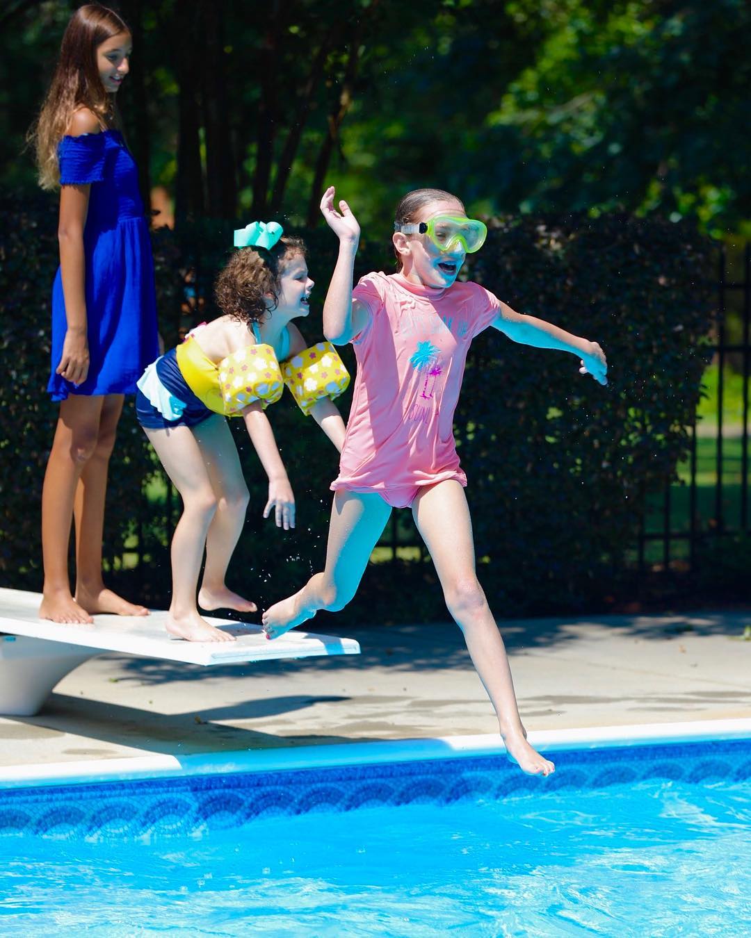 I guess Rosebud not only thinks this is here birthday party…but her diving board? Poor Maggie! #camerapapa #canon #5dmkiv